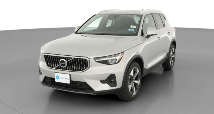 Thumbnail: 2023 Volvo XC40 - 1