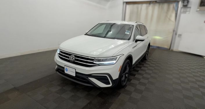 Thumbnail: 2024 Volkswagen Tiguan - 1