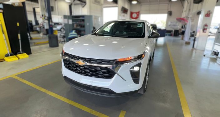 Thumbnail: 2025 Chevrolet Trax - 1