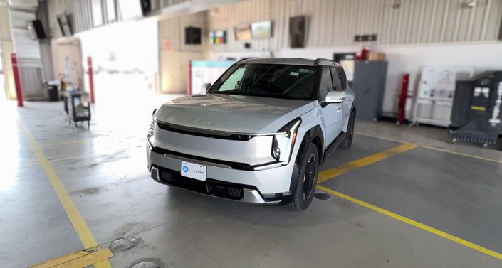 Thumbnail: 2024 Kia EV9 - 1