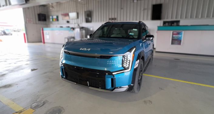Thumbnail: 2024 Kia EV9 - 1