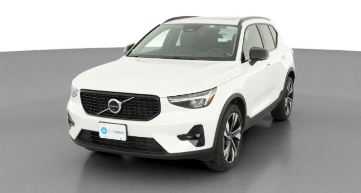 Thumbnail: 2025 Volvo XC40 - 1