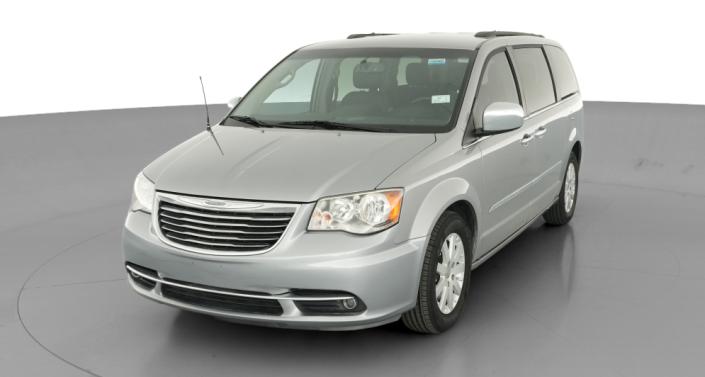 Thumbnail: 2016 Chrysler Town & Country - 1