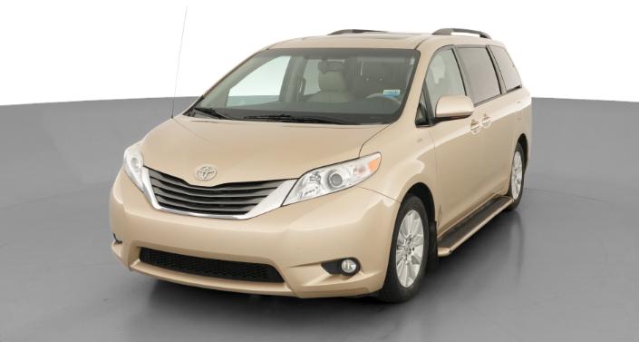 Thumbnail: 2013 Toyota Sienna - 1