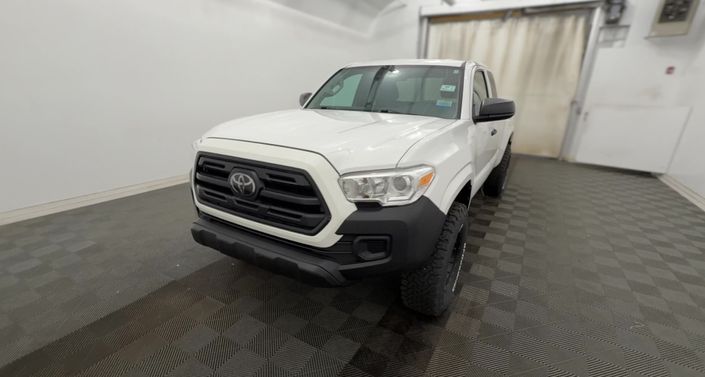 Thumbnail: 2019 Toyota Tacoma - 1