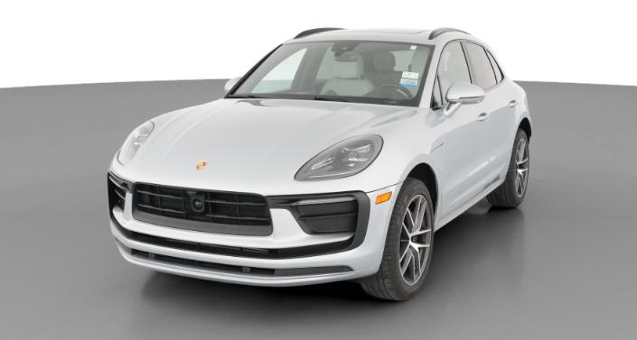 Thumbnail: 2024 Porsche Macan - 1