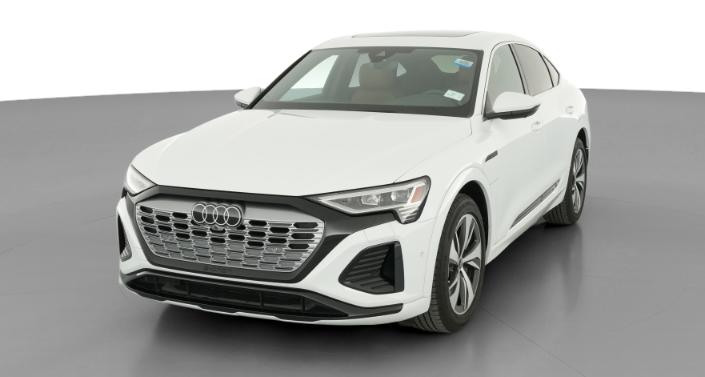 Thumbnail: 2024 Audi Q8 e-tron - 1
