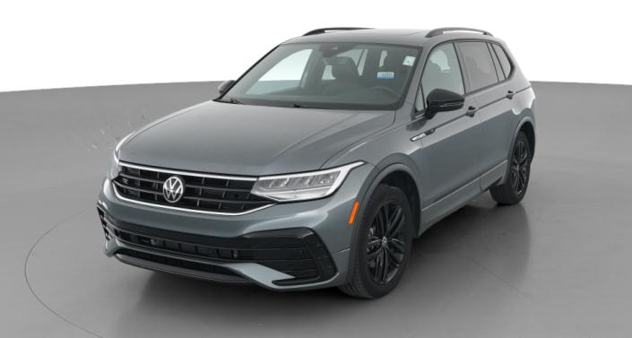 Thumbnail: 2022 Volkswagen Tiguan - 1