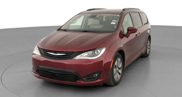 2018 Chrysler Pacifica Hybrid Limited -
                  Hebron, OH