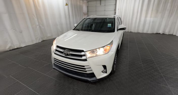 Thumbnail: 2019 Toyota Highlander - 1