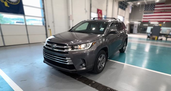 Thumbnail: 2019 Toyota Highlander - 1