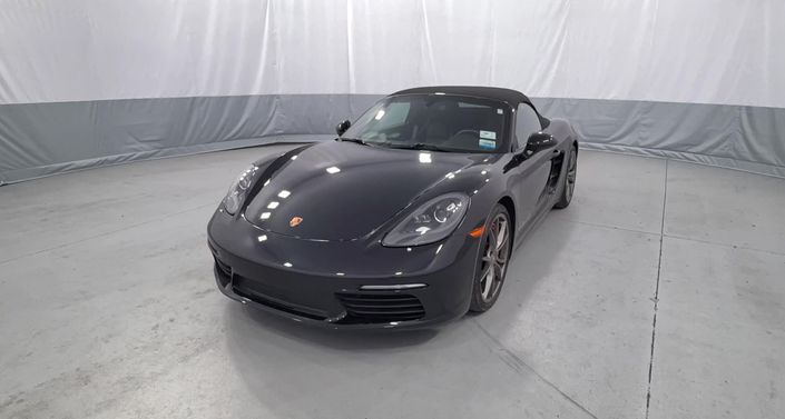 Thumbnail: 2017 Porsche 718 Boxster - 1
