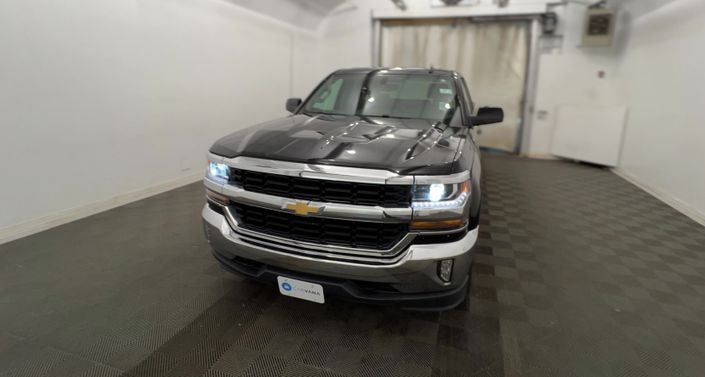 Thumbnail: 2017 Chevrolet Silverado 1500 - 1