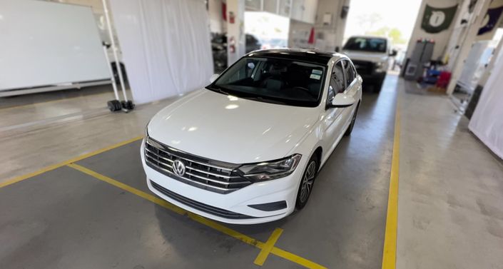 Thumbnail: 2019 Volkswagen Jetta - 1
