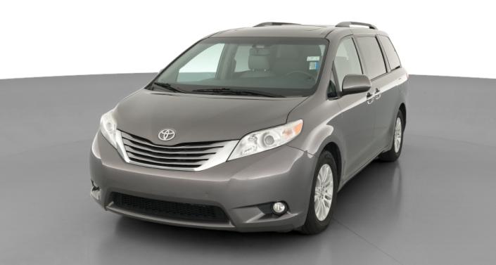 Thumbnail: 2017 Toyota Sienna - 1