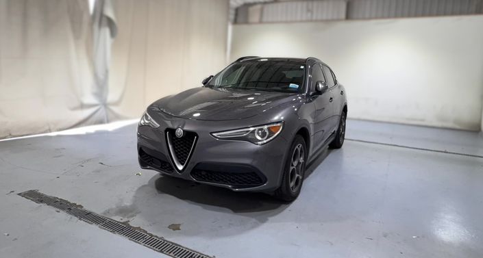 Thumbnail: 2018 Alfa Romeo Stelvio - 1