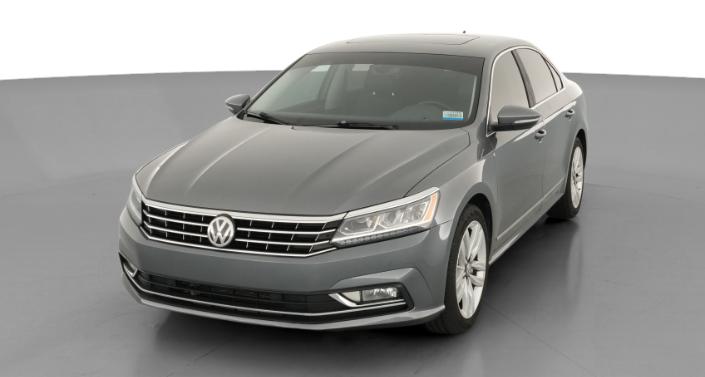 Thumbnail: 2017 Volkswagen Passat - 1