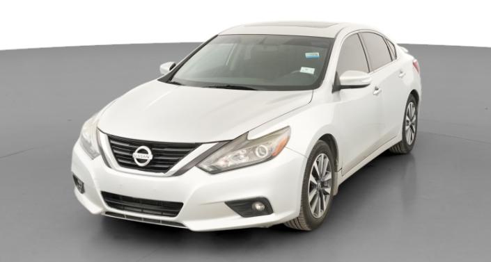 Thumbnail: 2016 Nissan Altima - 1