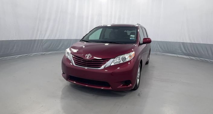 Thumbnail: 2017 Toyota Sienna - 1