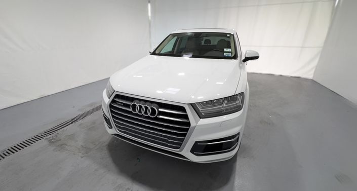 Thumbnail: 2019 Audi Q7 - 1
