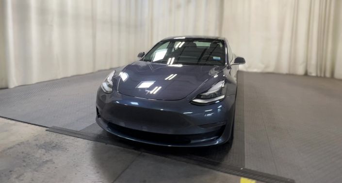 Thumbnail: 2020 Tesla Model 3 - 1