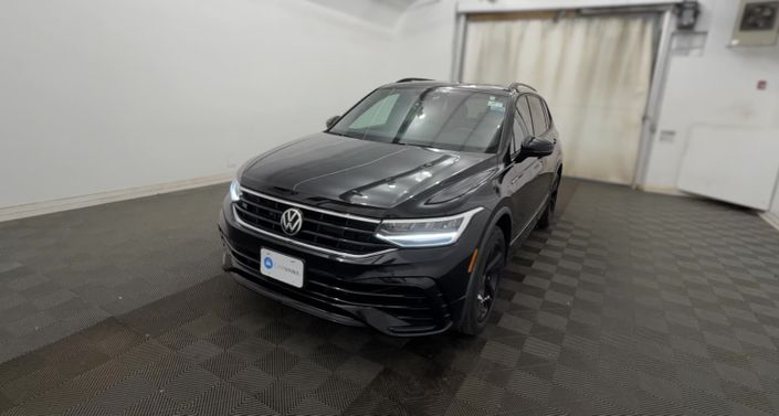 Thumbnail: 2023 Volkswagen Tiguan - 1