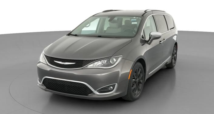 2017 Chrysler Pacifica Limited -
                  Fairview, OR