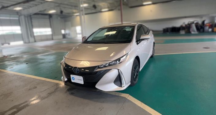 Thumbnail: 2020 Toyota Prius Prime - 1