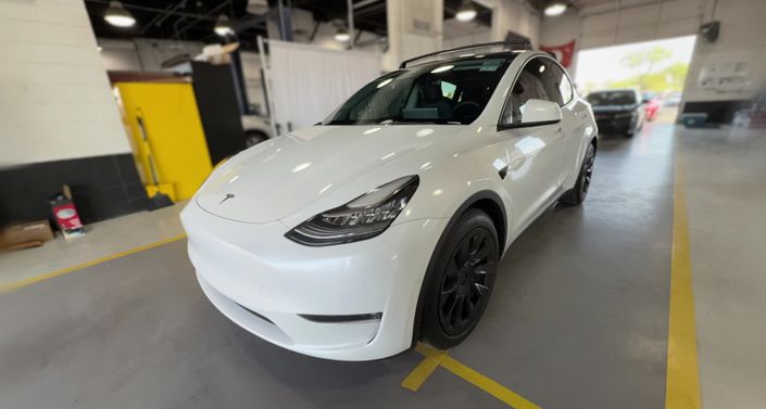 Thumbnail: 2022 Tesla Model Y - 1