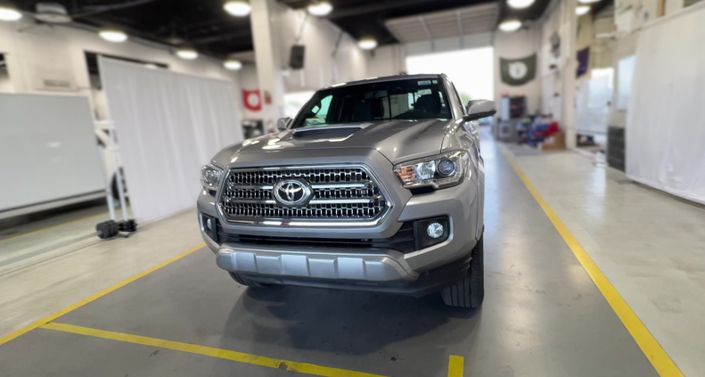Thumbnail: 2017 Toyota Tacoma - 1