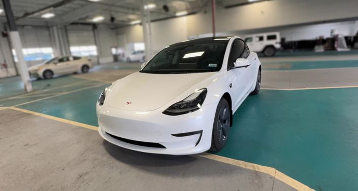 Thumbnail: 2023 Tesla Model 3 - 1