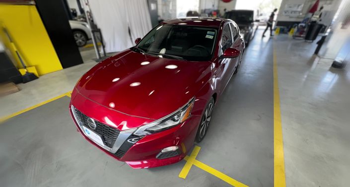 Thumbnail: 2022 Nissan Altima - 1