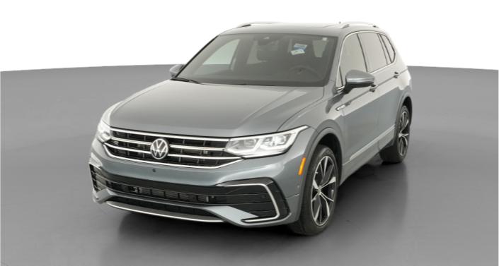 Thumbnail: 2022 Volkswagen Tiguan - 1