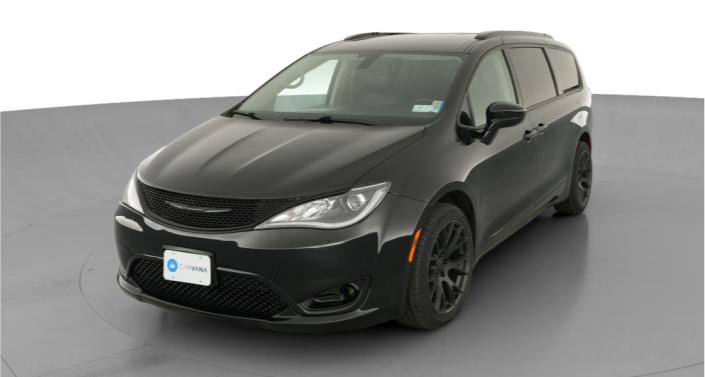 Thumbnail: 2017 Chrysler Pacifica - 1