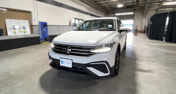 Thumbnail: 2024 Volkswagen Tiguan - 1