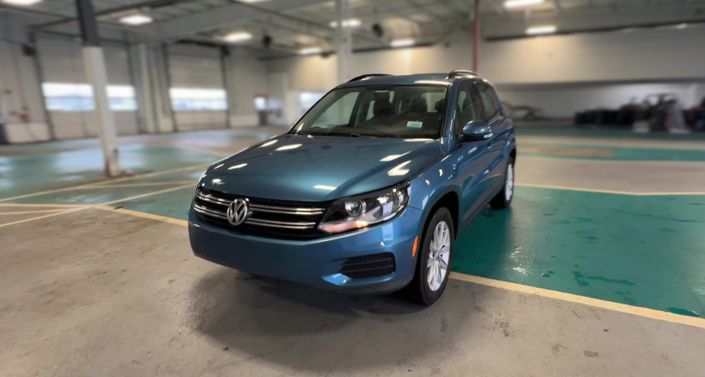 Thumbnail: 2017 Volkswagen Tiguan - 1