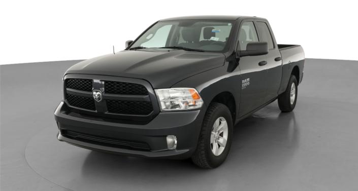 Thumbnail: 2020 RAM 1500 Classic - 1