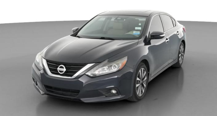 Thumbnail: 2017 Nissan Altima - 1
