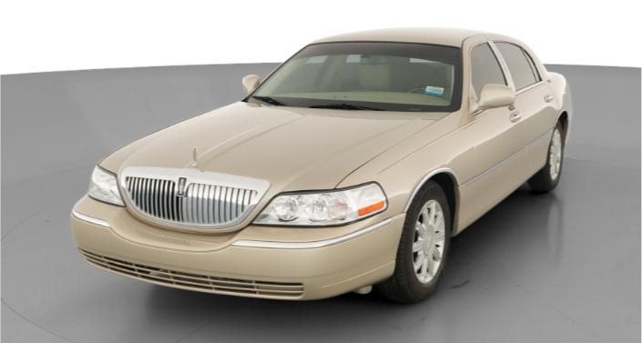 Thumbnail: 2011 Lincoln Town Car - 1