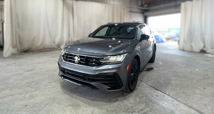 Thumbnail: 2022 Volkswagen Tiguan - 1