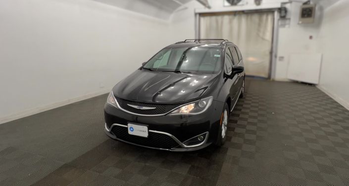 Thumbnail: 2018 Chrysler Pacifica - 1