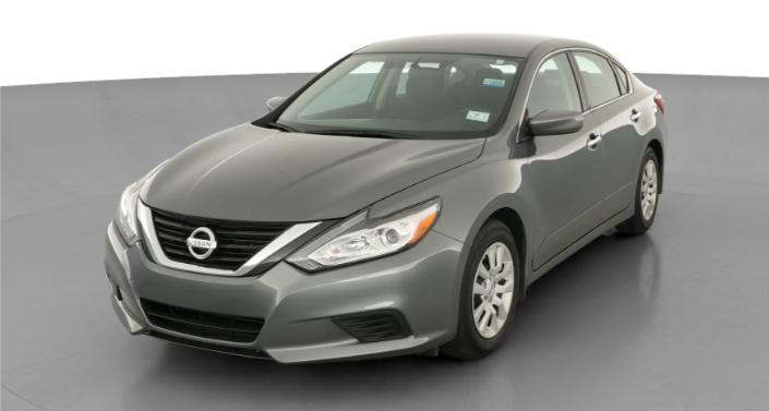 Thumbnail: 2017 Nissan Altima - 1