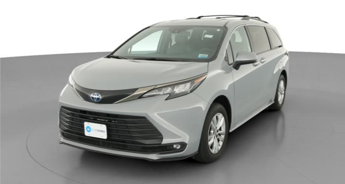 Thumbnail: 2022 Toyota Sienna - 1