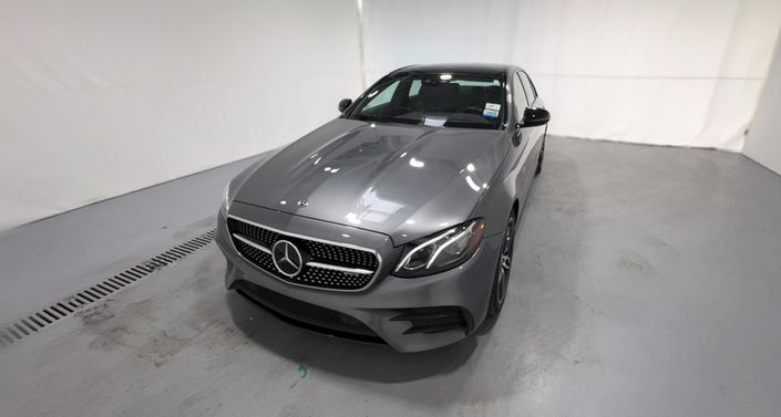 Thumbnail: 2020 Mercedes-Benz E-Class - 1