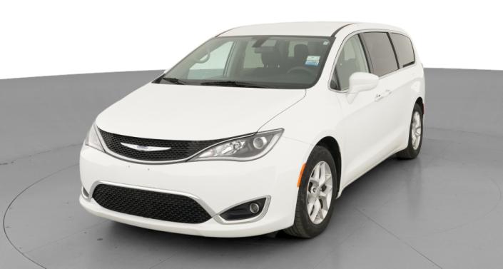 Thumbnail: 2018 Chrysler Pacifica - 1
