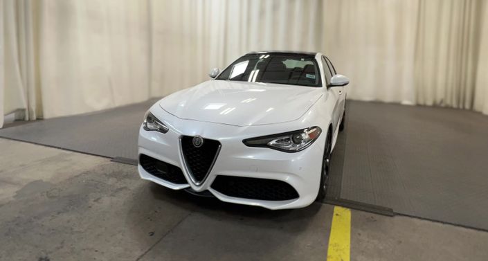 Thumbnail: 2017 Alfa Romeo Giulia - 1
