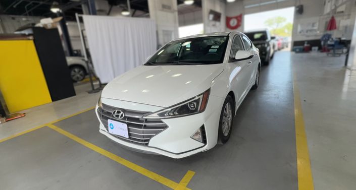 Thumbnail: 2019 Hyundai Elantra - 1