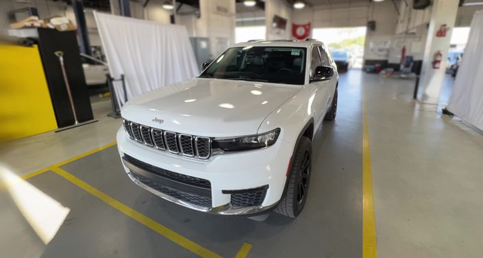 Thumbnail: 2022 Jeep Grand Cherokee L - 1