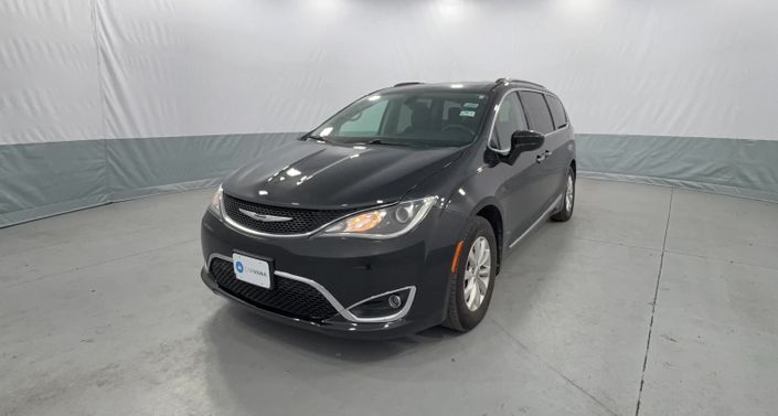 Thumbnail: 2018 Chrysler Pacifica - 1