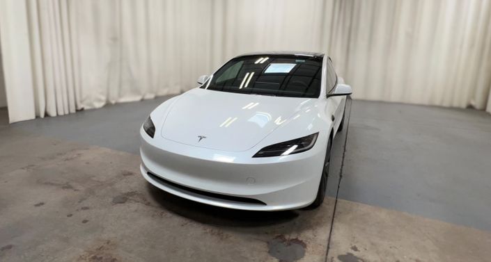 Thumbnail: 2025 Tesla Model 3 - 1